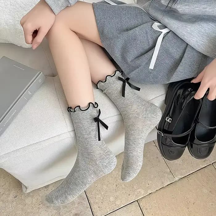 Chaussettes à volants pour femmes avec nœud mignon