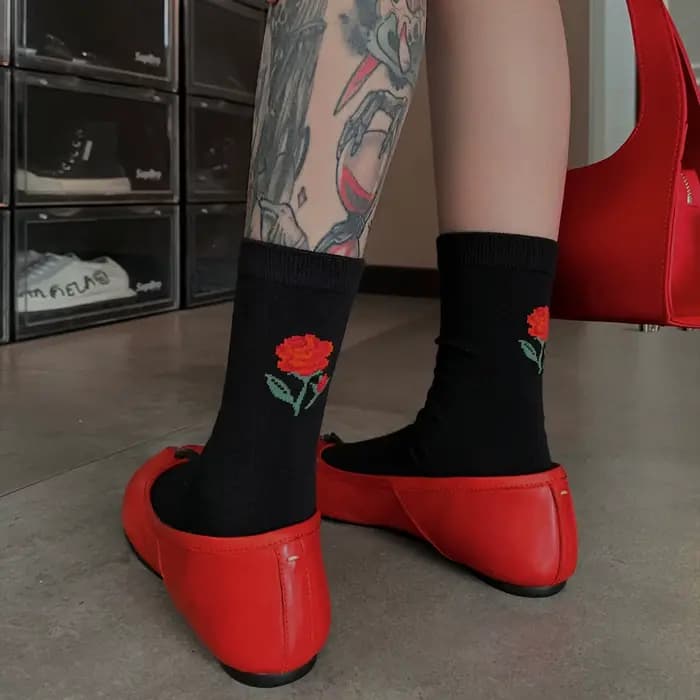 Femme mode élégant rétro printemps automne bout fendu coton chaussettes Rose motifs floraux deux orteils couleur unie Tube moyen Tabi Sox