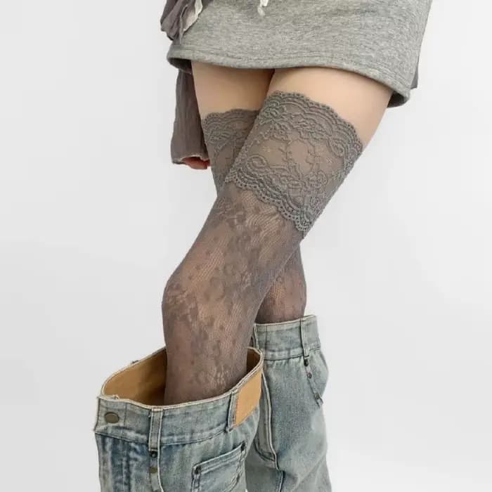 Chaussettes femme automne/été couleur unie cuisse haute dentelle bas femmes sur le genou bas Lolita filles longues