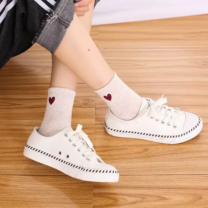 Chaussettes en coton imprimé coeur d'amour mignon pour femmes