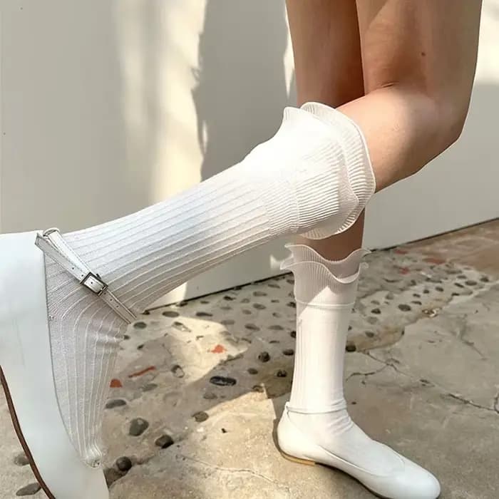 Chaussettes mi-mollet à double volants pour femmes