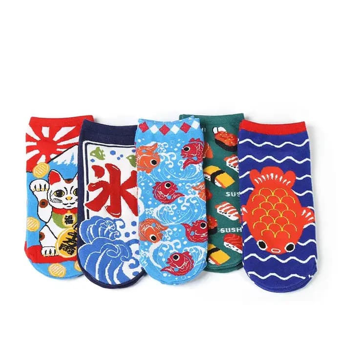 Chaussettes en coton de dessin animé pour femmes, chat chanceux, chatons mignons, chaussettes courtes, mode japonaise, pantoufles créatives et drôles, nouveau