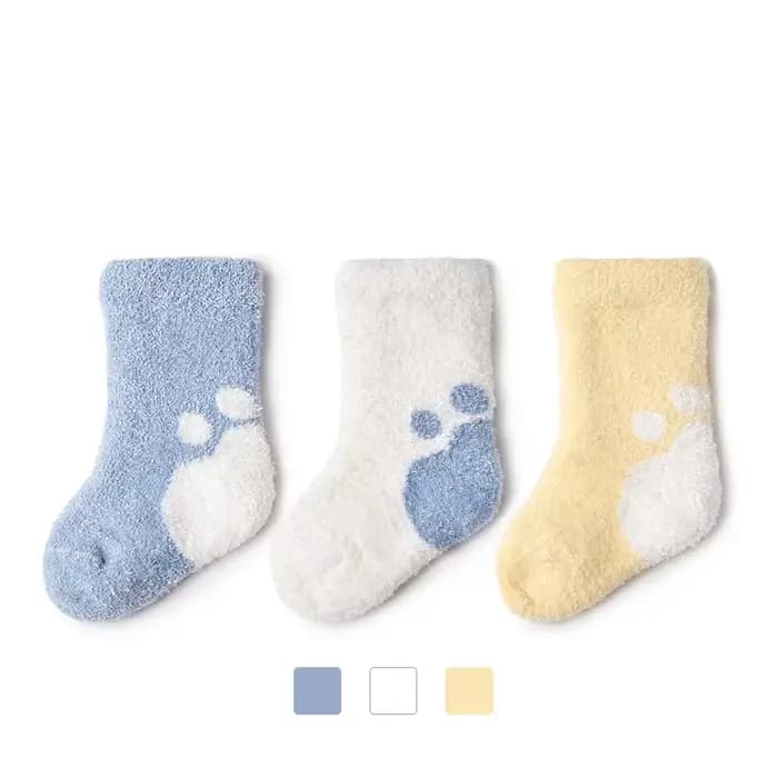 Chaussettes chaudes et épaisses pour bébés filles et garçons, chaussettes de sol solides antidérapantes en velours et fourrure pour nouveau-né, accessoires de vêtements mignons pour nourrissons