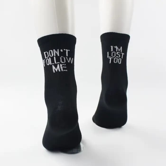 Femmes hommes chaussettes drôles Harajuku Humor mot imprimé