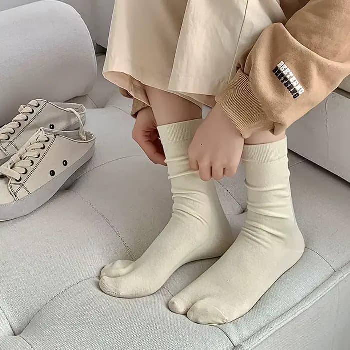 Chaussettes à bout fendu pour femmes, tongs à 2 orteils, sabots, chaussettes fines, pantoufles de sport à la mode pour femmes