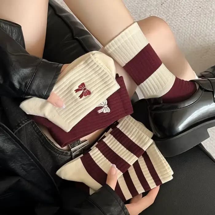 Chaussettes de sport rayées en coton pour femmes