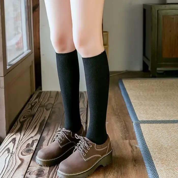 Chaussettes longues en coton pour femmes