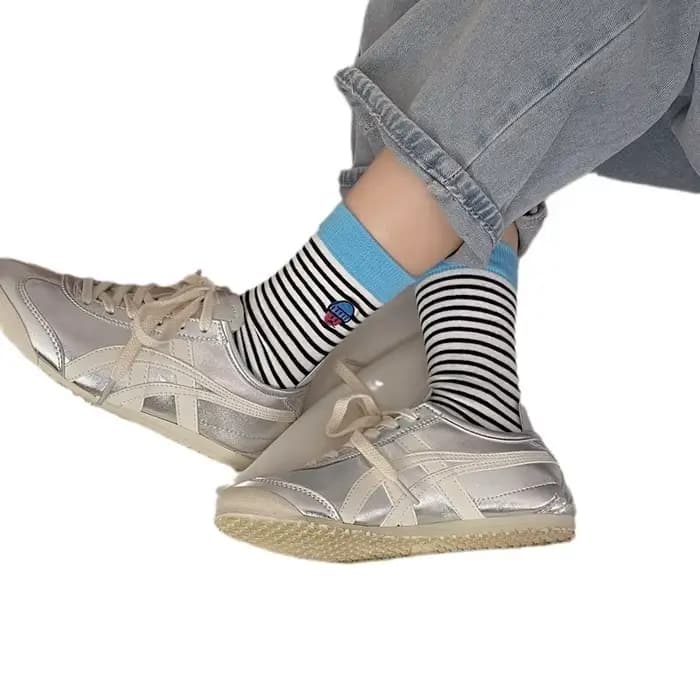 Chaussettes mi-tube en coton de dessin animé pour femmes