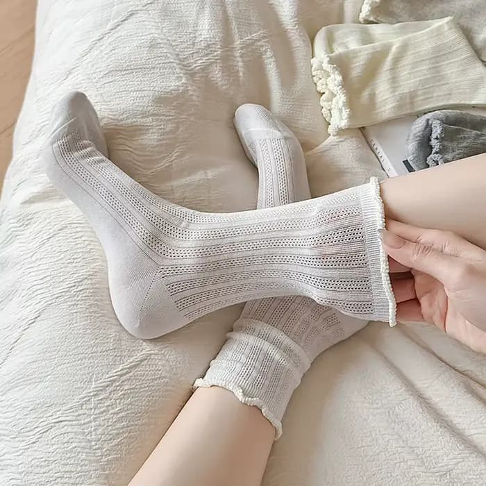 Chaussettes en maille pour femmes, nouvelle tendance, douces, coréennes, respirantes, fines, unies, Style Preppy, à volants, mignonnes et décontractées