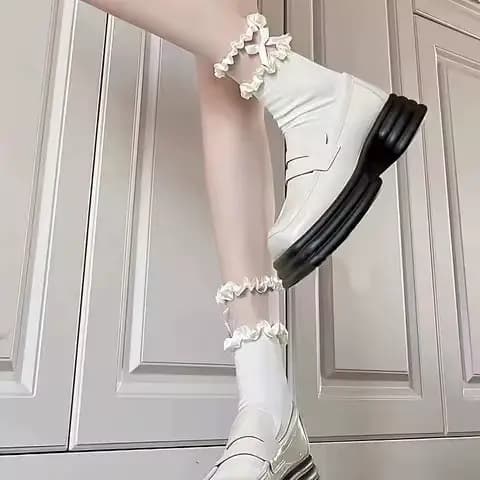Chaussettes pour femmes en dentelle, chaussettes printemps-été, chaussettes pour filles avec nœud, chaussettes mi-mollet fines, nouvelles chaussettes Lolita respirantes, antibactériennes, en coton pei