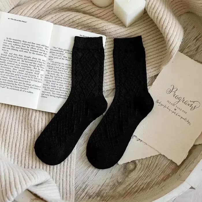 Hiver cachemire laine femme chaussettes solide Style japonais Harajuku rétro longues