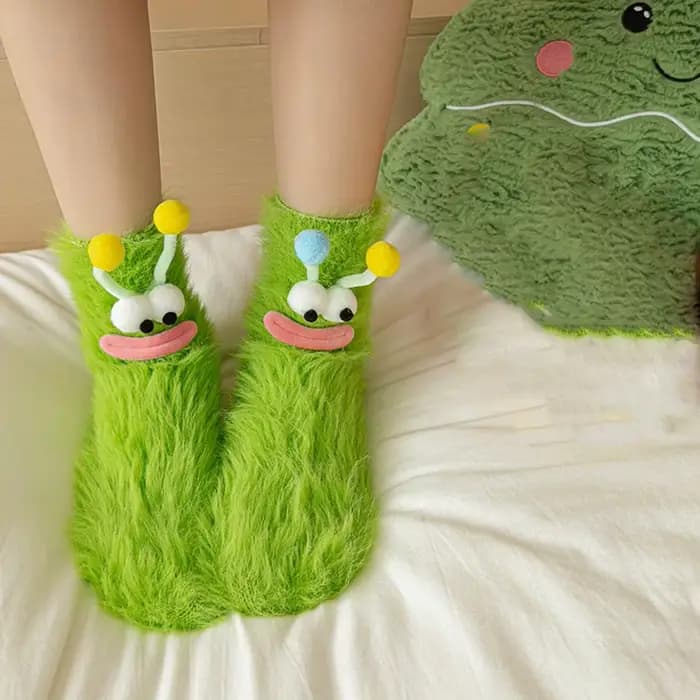 Femmes automne hiver chaussettes mignon mi-tube moelleux sol sommeil drôle velouté chaud épais heureux laid