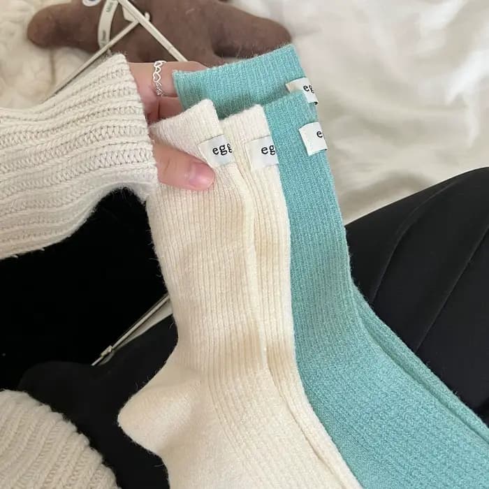 Chaussettes mi-mollet pour femme, automne-hiver, douces, élégantes, unies ou rayées, confortables, en laine, avec étiquette, pour la maison