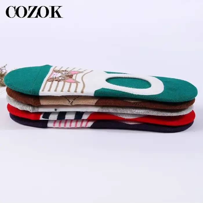 Chaussettes en coton pour femmes, 3 paires, tendance, courtes, chaton, art coloré, décontractées, mignonnes, dessin animé chat, cadeau pour filles