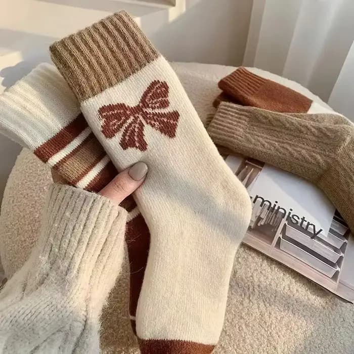 4 paires de chaussettes en cachemire pour femmes