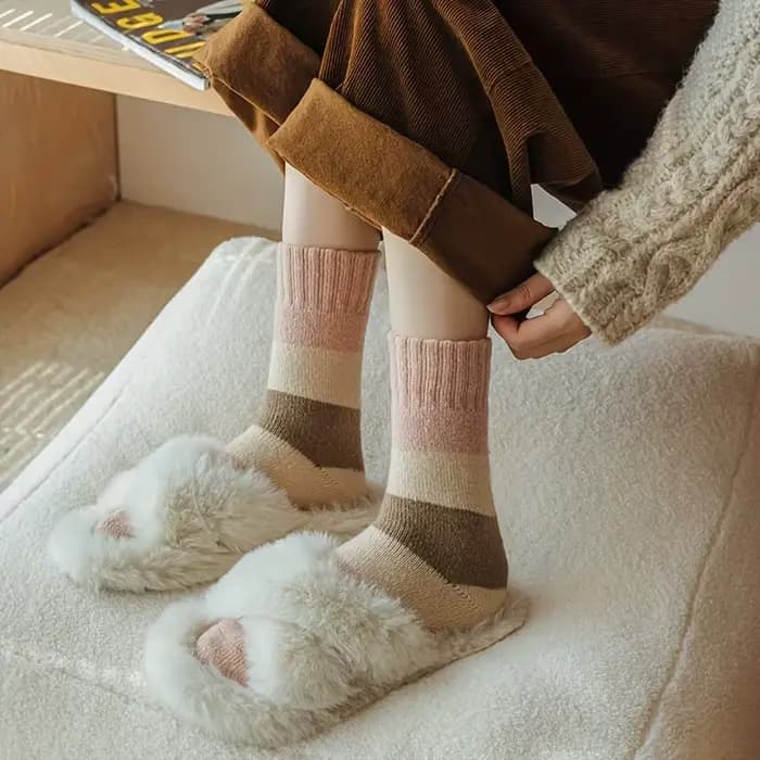 Chaussettes d'hiver chaudes et épaisses pour femmes