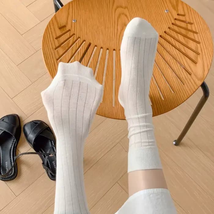 Chaussettes de couleur unie pour femmes, en Fiber de bambou, fines et respirantes, longues, élastiques, mode coréenne, Streetwear, noir, blanc, gris, été