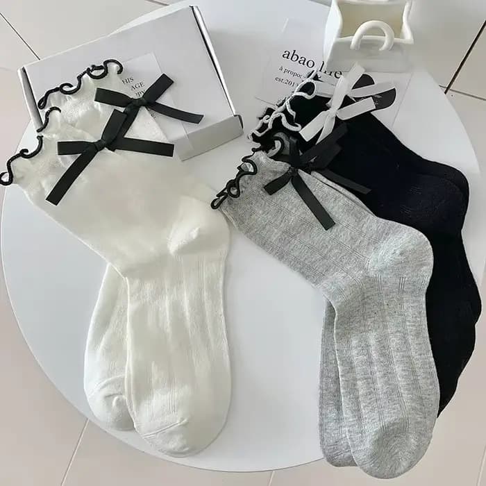 Chaussettes à volants pour femmes avec nœud mignon