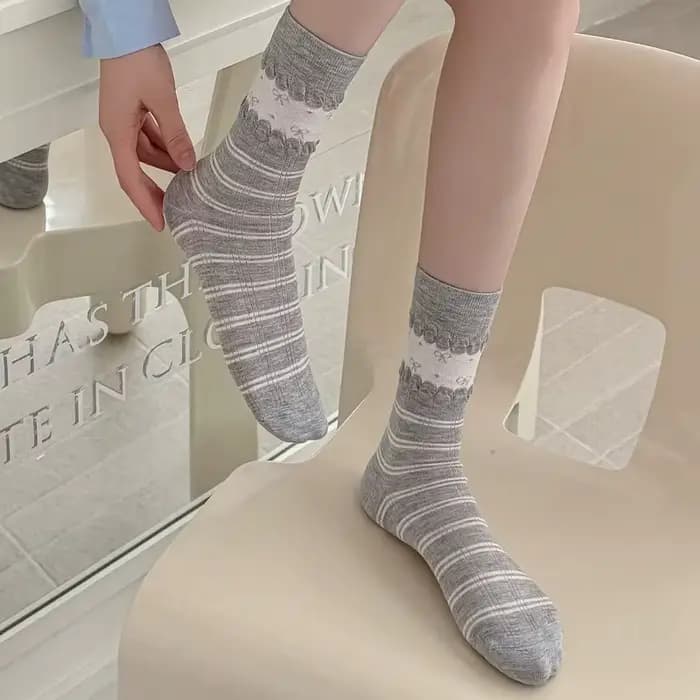 Chaussettes longues pour femmes
