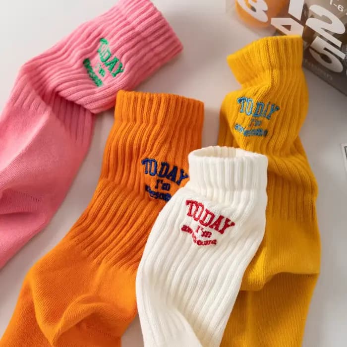 Chaussettes drôles coton broderie lettre aujourd'hui je suis génial japon coréen