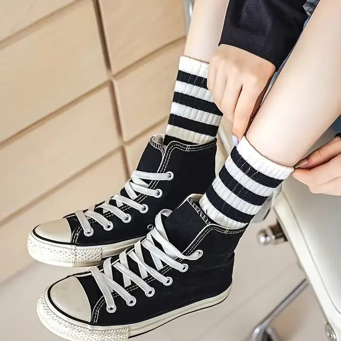 5 paires de chaussettes rayées noires et blanches pour femmes