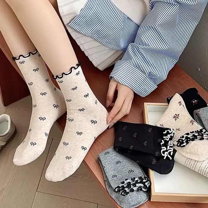 Chaussettes à volants à froufrous de style coréen rétro pour femmes