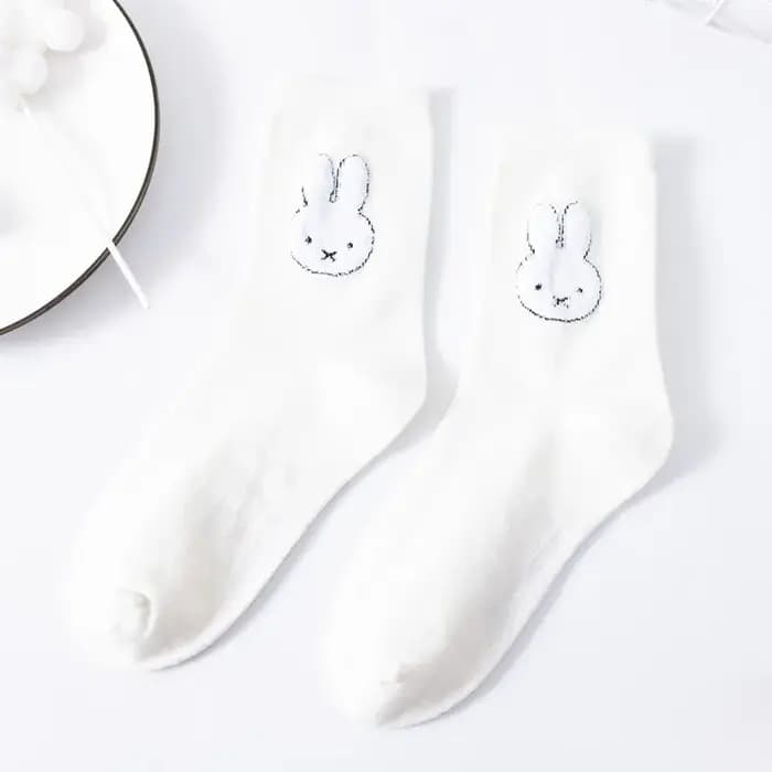 Kawaii Miffy coton cheville chaussettes minimaliste chérie mignon dessin animé lapin pour les filles tricot doux et confortable usage quotidien Cadeau d'anniversaire