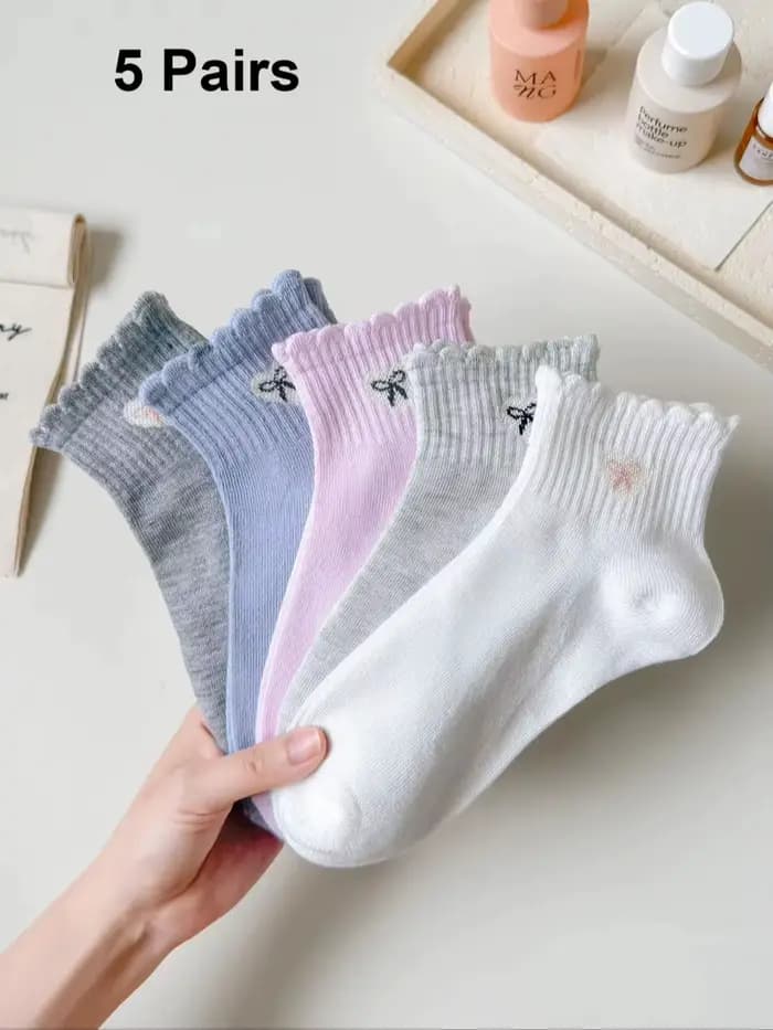 5 paires de chaussettes pour femmes, accessoires féminins, chaussettes courtes, noires, pas chères,