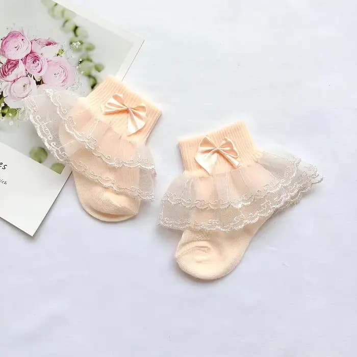 Chaussettes en dentelle pour nouveau-né