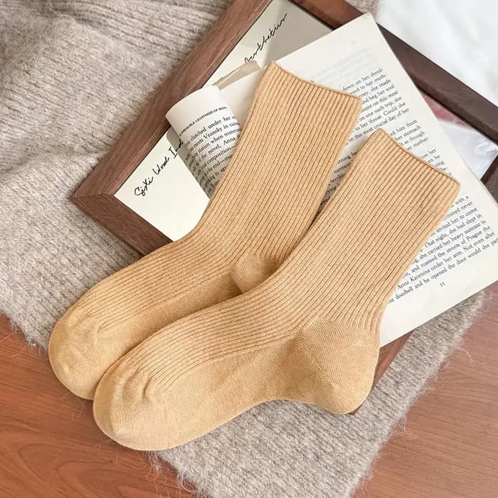 Chaussettes pour femmes nouveau automne hiver couleur classique décontracté