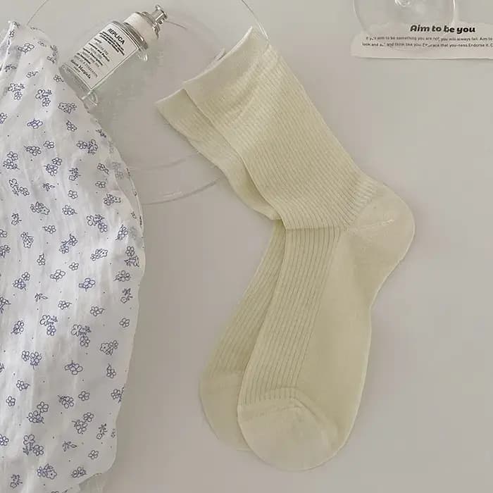 Chaussettes d'été femmes 76% Lyocell soie mince respirant couleur unie