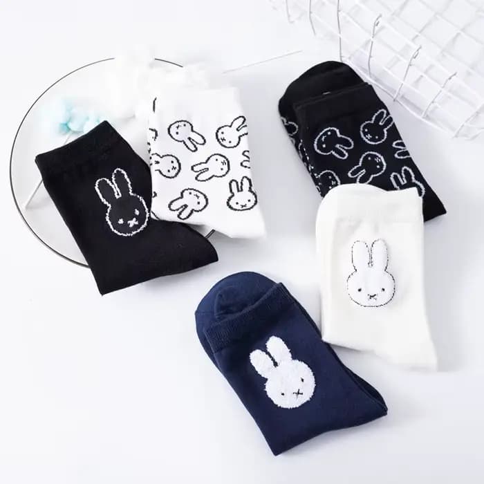 Kawaii Miffy coton cheville chaussettes minimaliste chérie mignon dessin animé lapin pour les filles tricot doux et confortable usage quotidien Cadeau d'anniversaire