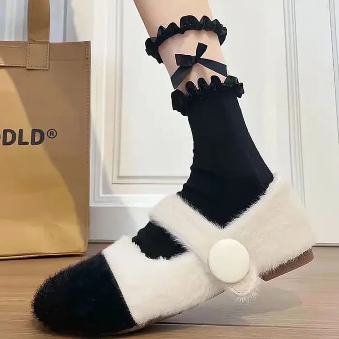 Chaussettes en dentelle douce et fine pour femmes