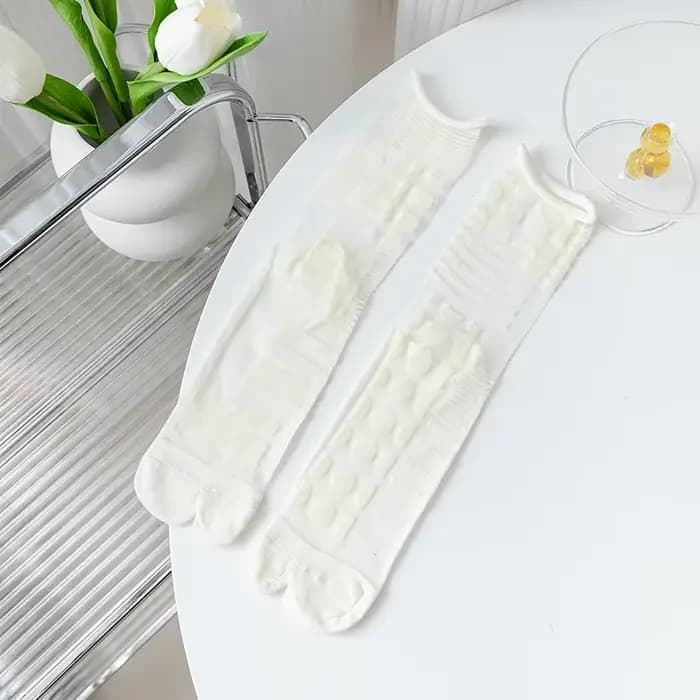 Chaussettes à deux orteils pour femmes, chaussettes d'été Ultra-fines en soie cristal transparente,