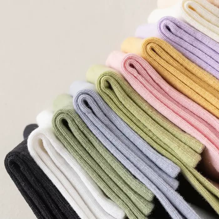 1 paire de chaussettes en coton pour femme, chaussettes courtes à la cheville, colorées, douces, respirantes, pour l'automne et le printemps, pour fille