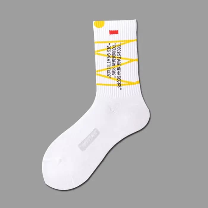 Les chaussettes de sport pour hommes et femmes conviennent au skateboard, au cyclisme, au basket-bal