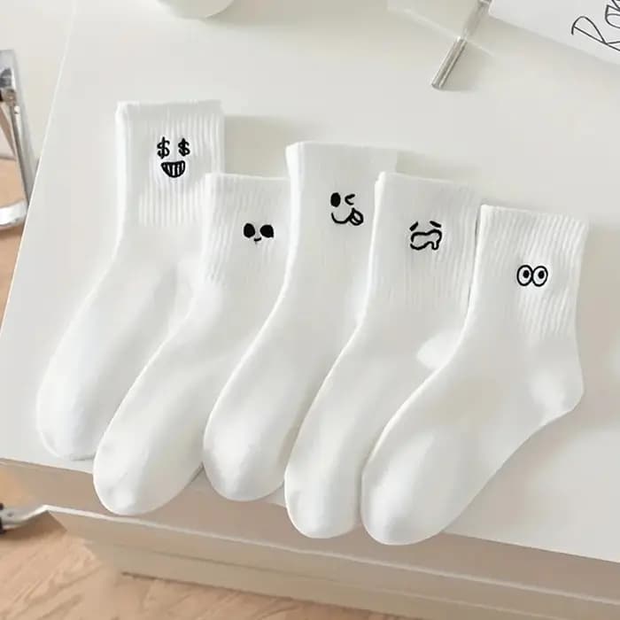 5/10 paires femmes blanc dessin animé chaussettes à la mode polyvalent Expression