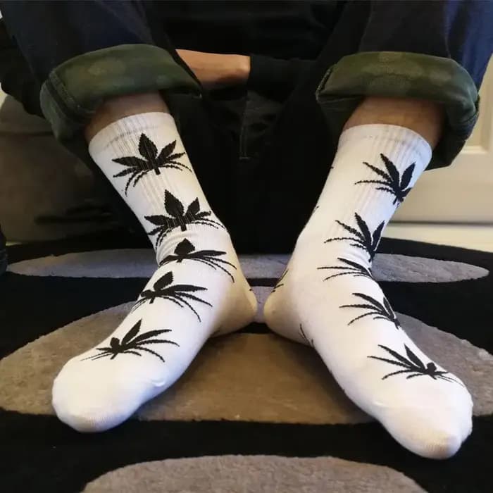 Chaussettes unisexes feuilles d'érable à la mode Harajuku décontracté affaires Verstaile