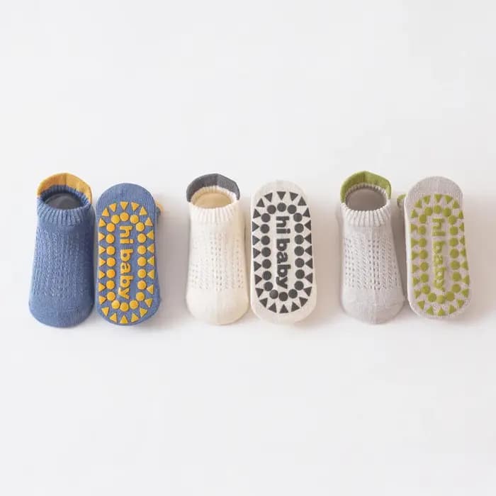 Lot de 3 paires de chaussettes antidérapantes en coton pour enfants