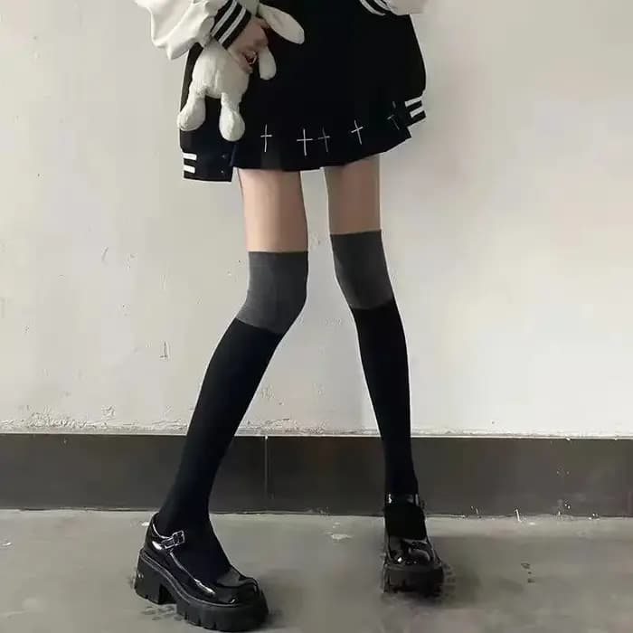 Chaussettes au dessus du genou pour femmes