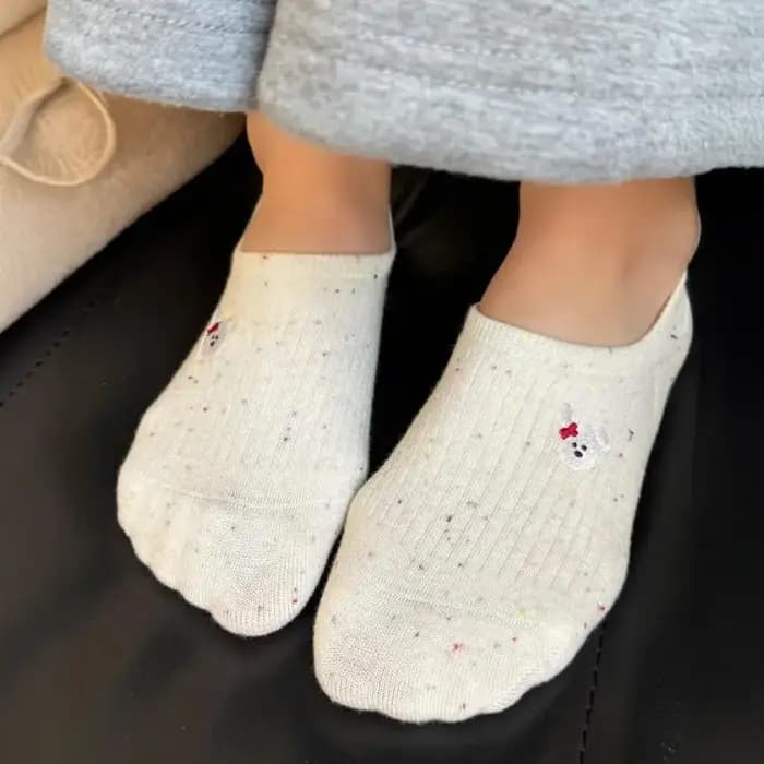 1 paire de chaussettes bateau en fil à motifs d'animaux de dessin animé pour femmes