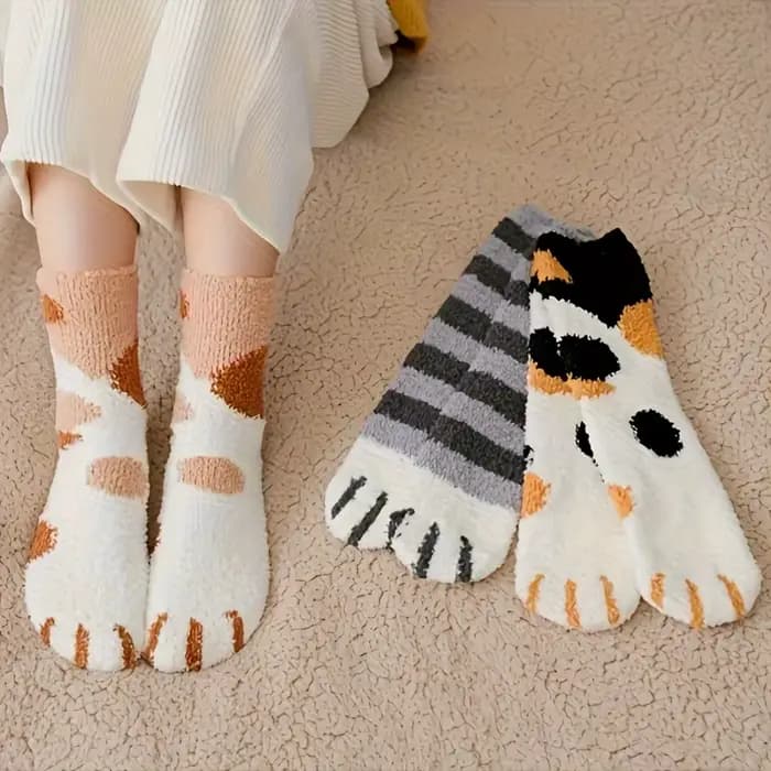 Chaussettes mi-mollet en molleton de corail pour femmes, épaisses, flocées, mignonnes, chat de dessin animé, longues, chaussures chaudes et confortables