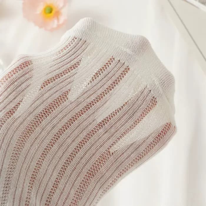Chaussettes mi-tube respirantes pour femmes, chaussettes douces de couleur unie, chaussettes d'été en maille creuse fine, chaussettes élégantes de Style Ballet