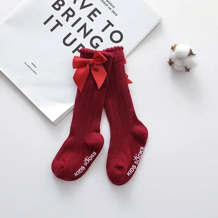 2022 bébé vêtements d'été nouveaux enfants en bas âge filles grand arc genou haut long doux coton dentelle bébé chaussettes nœud papillon 100% coton chaussettes