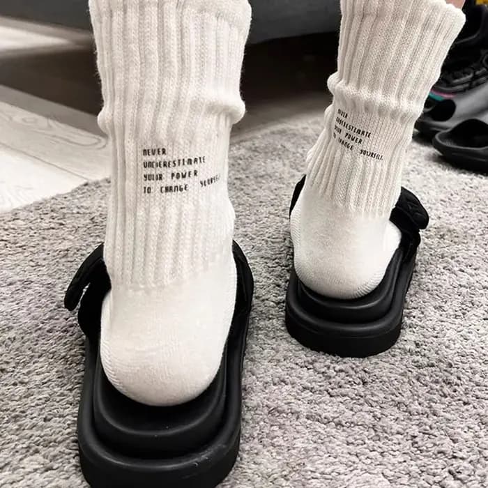 Mode épais aiguille chaussettes pour hommes femmes rétro couleur unie sport longues