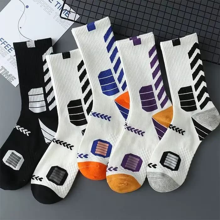 5 paires automne hiver chaussette hommes basket-ball sport Simple haut mi Tube épais mode Ins couleur unie drôle