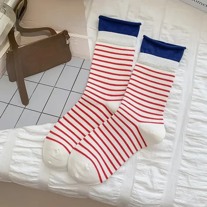 Femmes chaussettes nouvelle couleur mode rayé chaussettes pour femme respirant décontracté à la mode Preppy Style filles équipage chaussettes coton confort