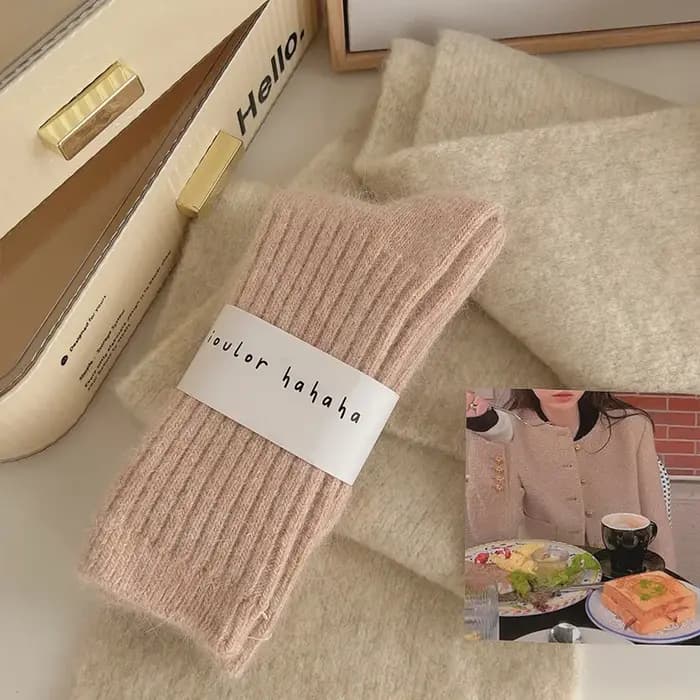Nouvelles chaussettes d'hiver femmes cachemire laine épaissir chaud femmes chaussettes Sox mode japonaise Harajuku couleur unie thermique longues chaussettes