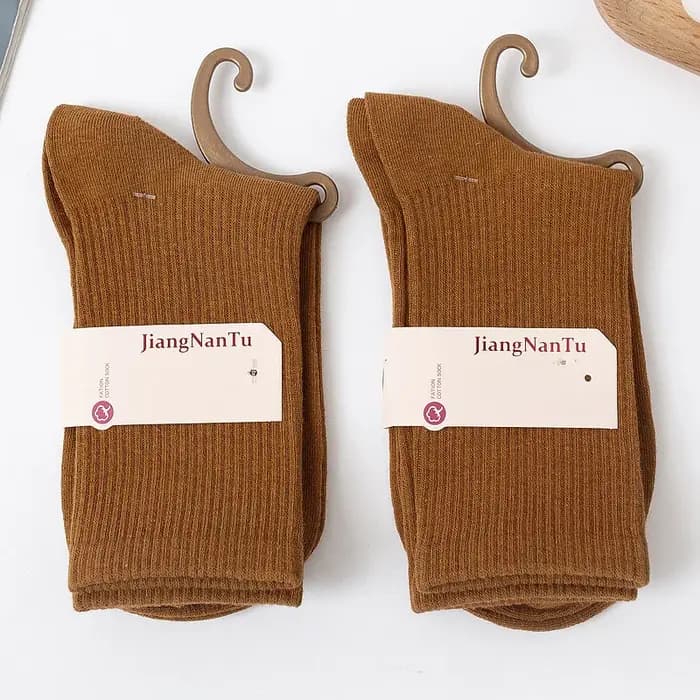 Chaussettes en coton coloré pour femmes