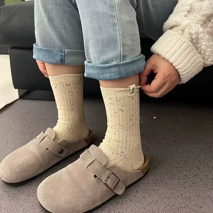 Chaussettes coréennes respirantes en coton pour femmes, bas doux et chauds, points décontractés, confortables, document de nouveauté, équipage, automne, hiver